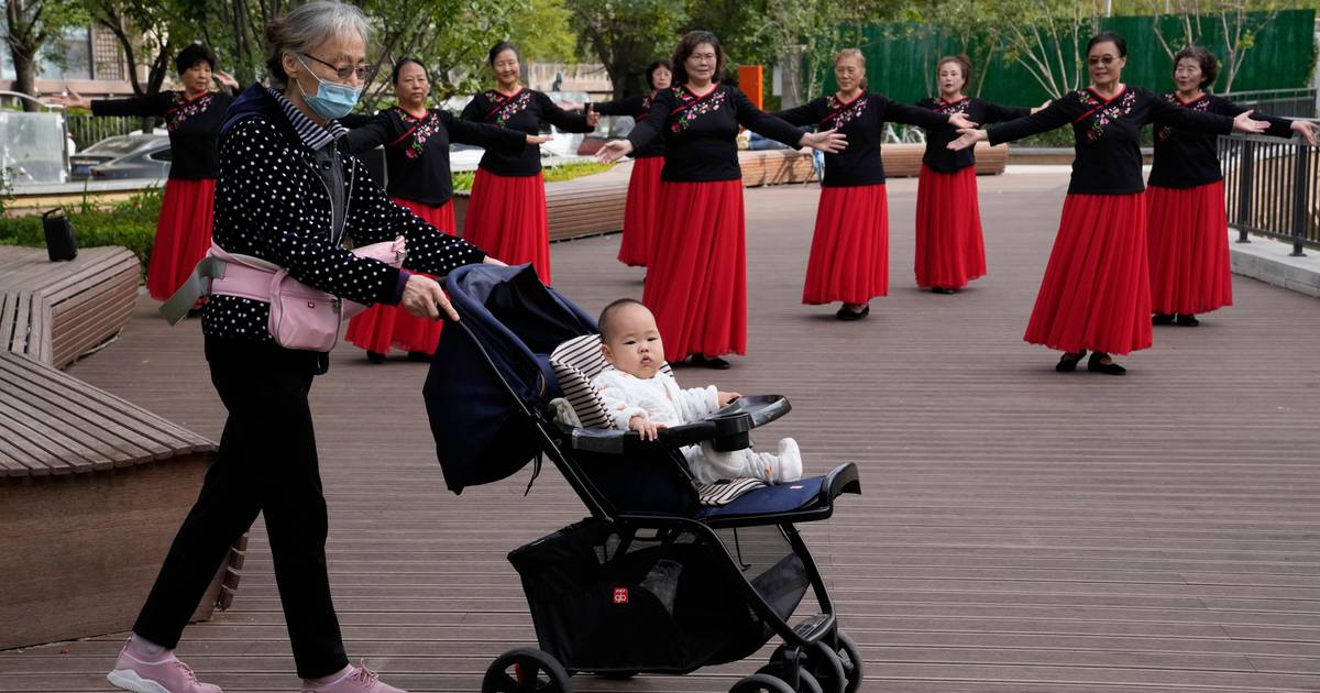 População da China diminui pelo terceiro ano consecutivo