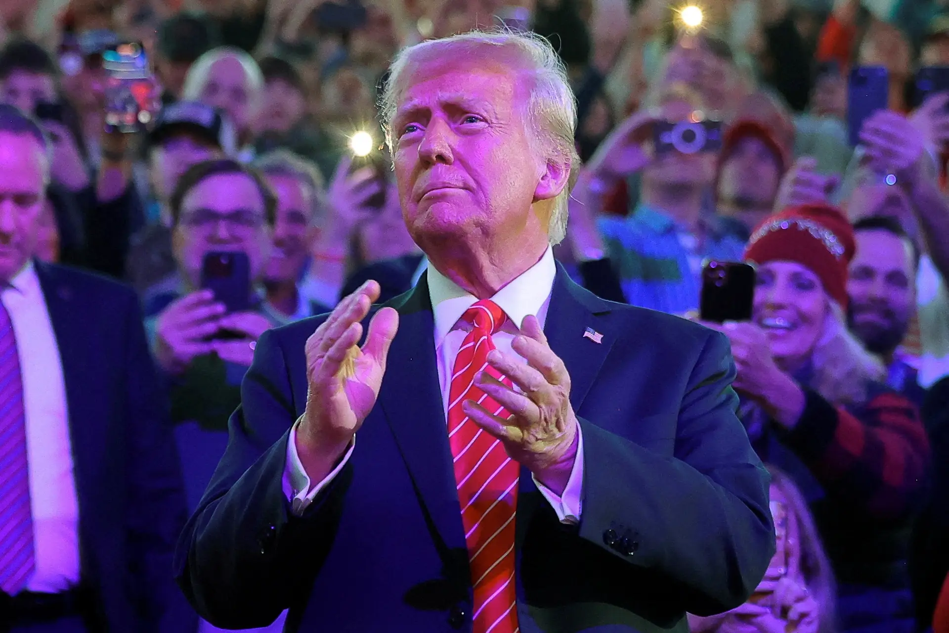 Trump lançou criptomoeda, participação do presidente eleito avaliada em mais de 35 mil milhões de dólares
