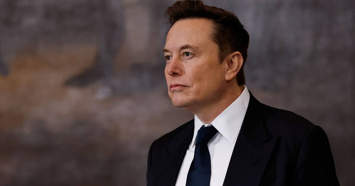 Doze estados americanos avançam com ação para impedir Musk de aceder a dados sensíveis