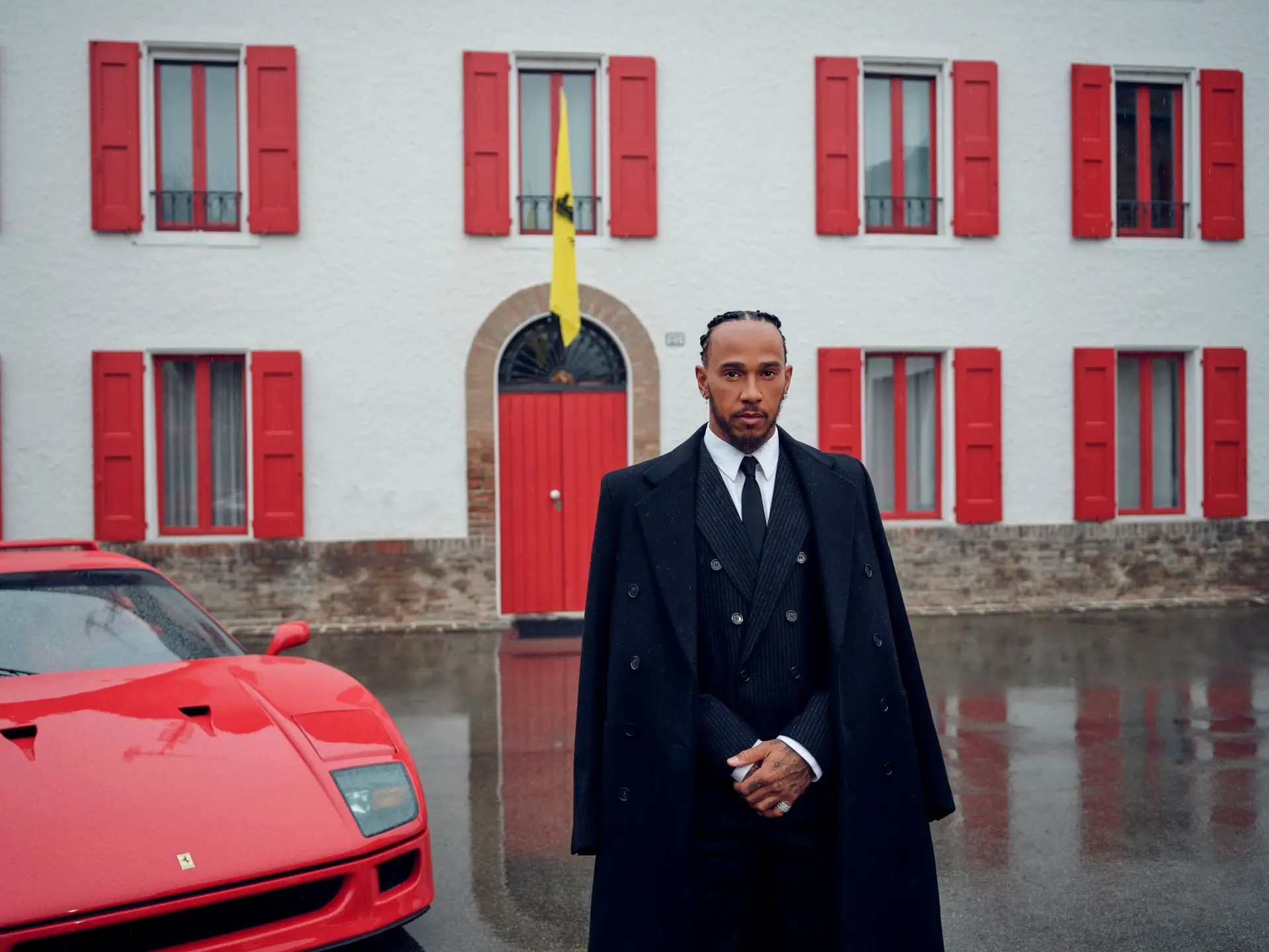 Em Maranello, sê da Ferrari: o primeiro dia de Lewis Hamilton na escuderia italiana