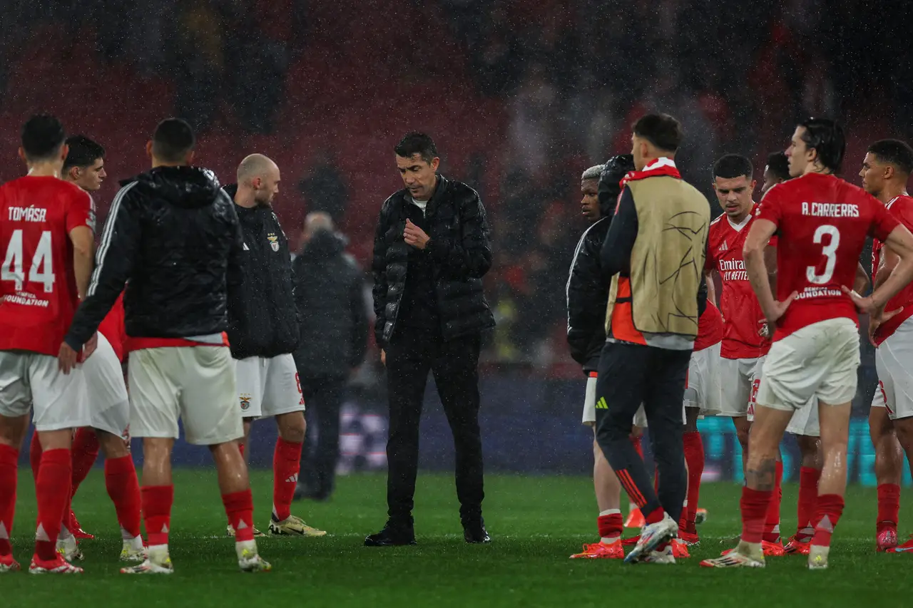 Champions: Benfica loses to Barcelona at Luz in a crazy game