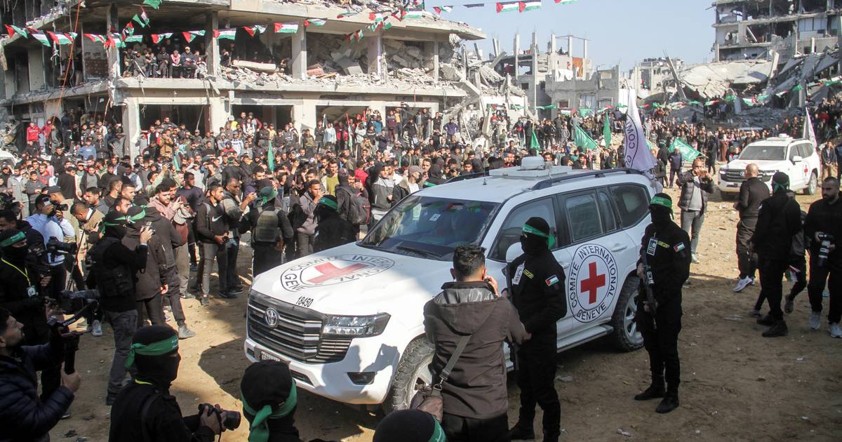 Israel identifica corpo de refém entregue pelo Hamas