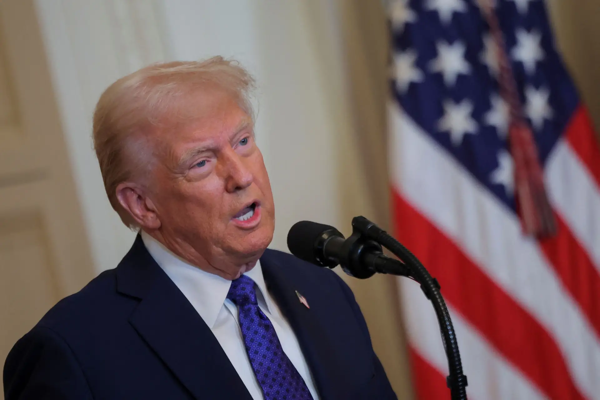 Trump defende que Canadá se deveria tornar no 51º estado americano