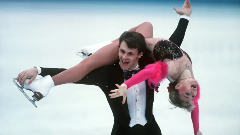 Evgenia Chichkova e Vadim Naumov, campeões mundiais de patinagem artística em 1994