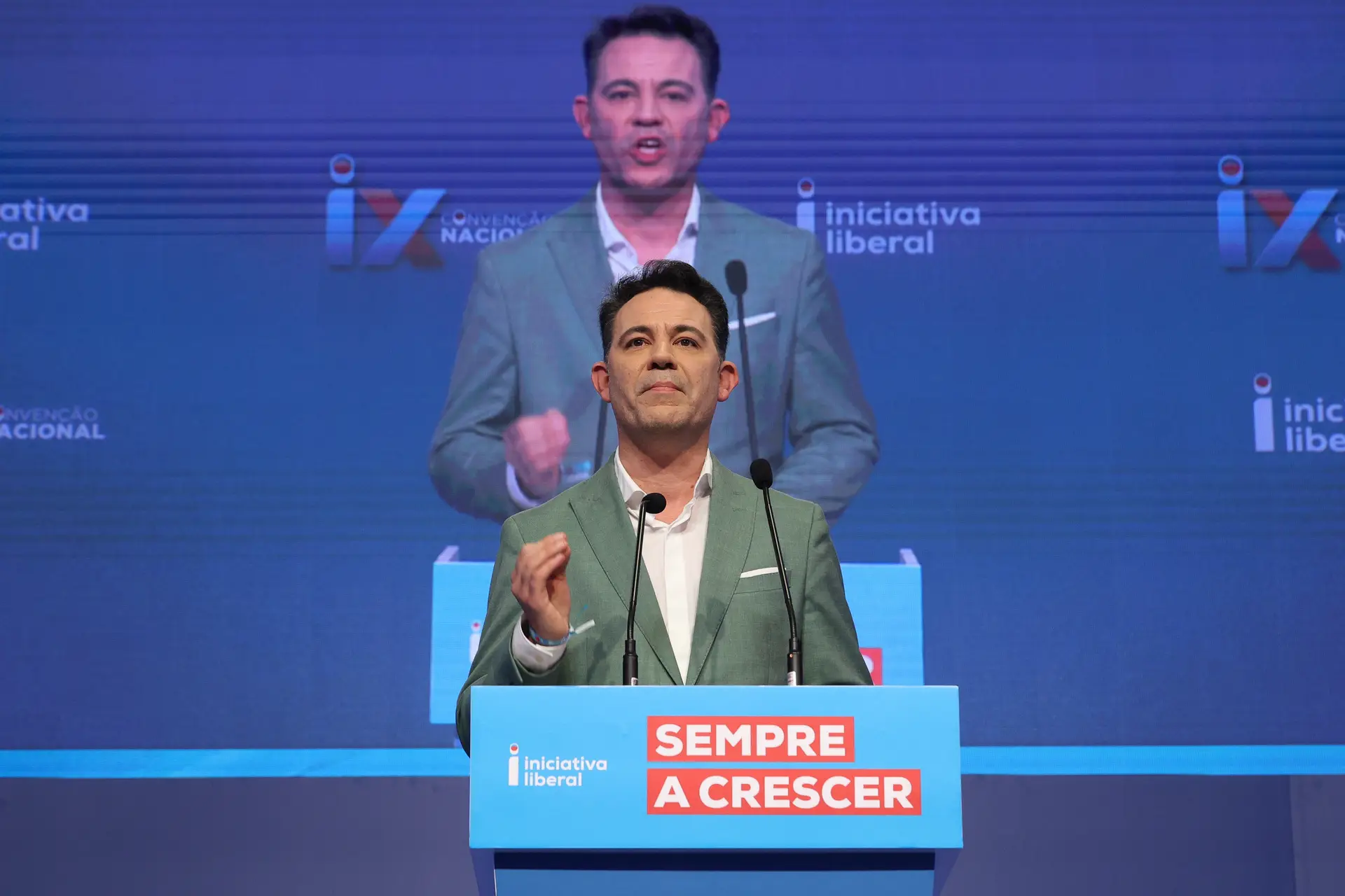 Convenção Nacional IL: Malheiro pede um partido renovado que não veja pluralidade como obstáculo 