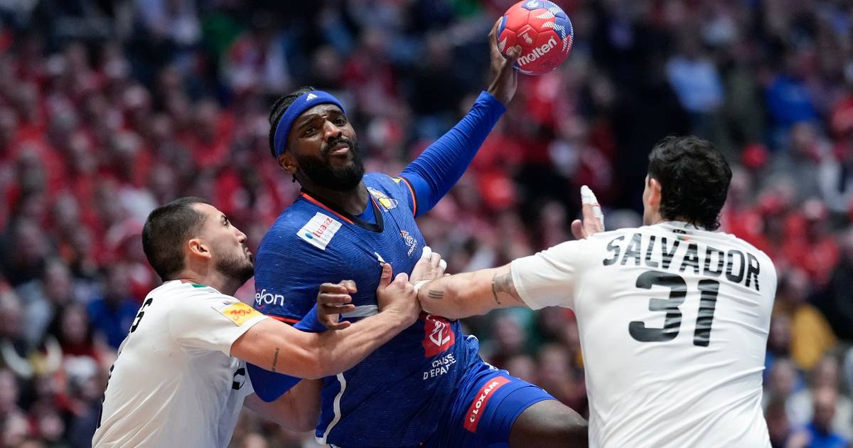 Portugal perde com a França e termina Mundial de andebol num histórico quarto lugar