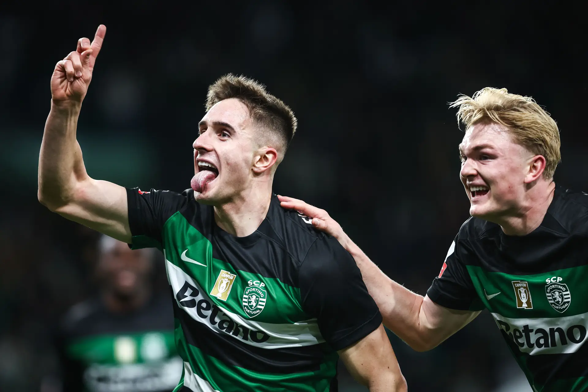 Sporting bate Farense e consolida liderança do campeonato