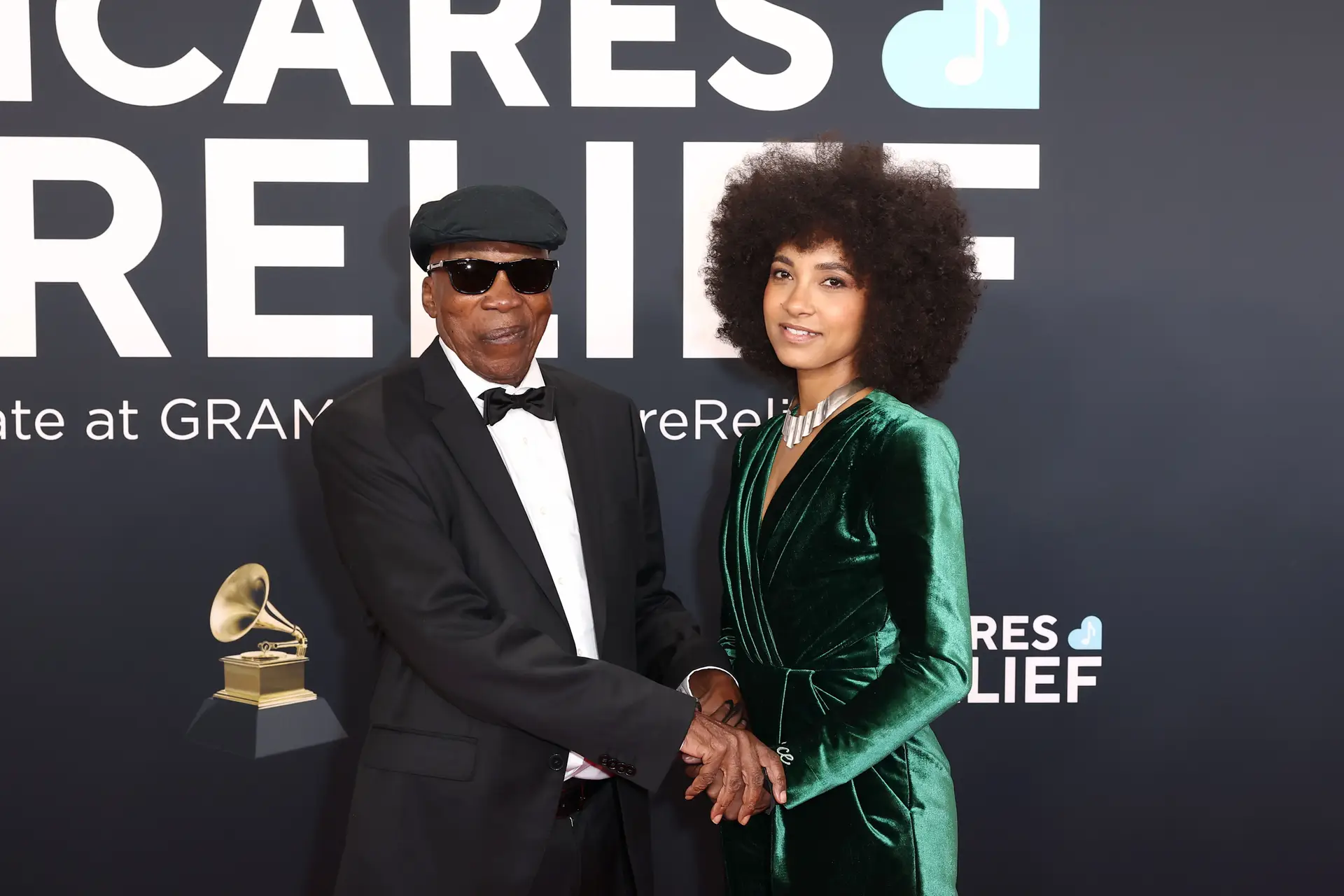 Milton Nascimento e Esperanza Spalding na 67ª edição do GRAMMY Awards a 02 de fevereiro de 2025 em Los Angeles, Califórnia. 