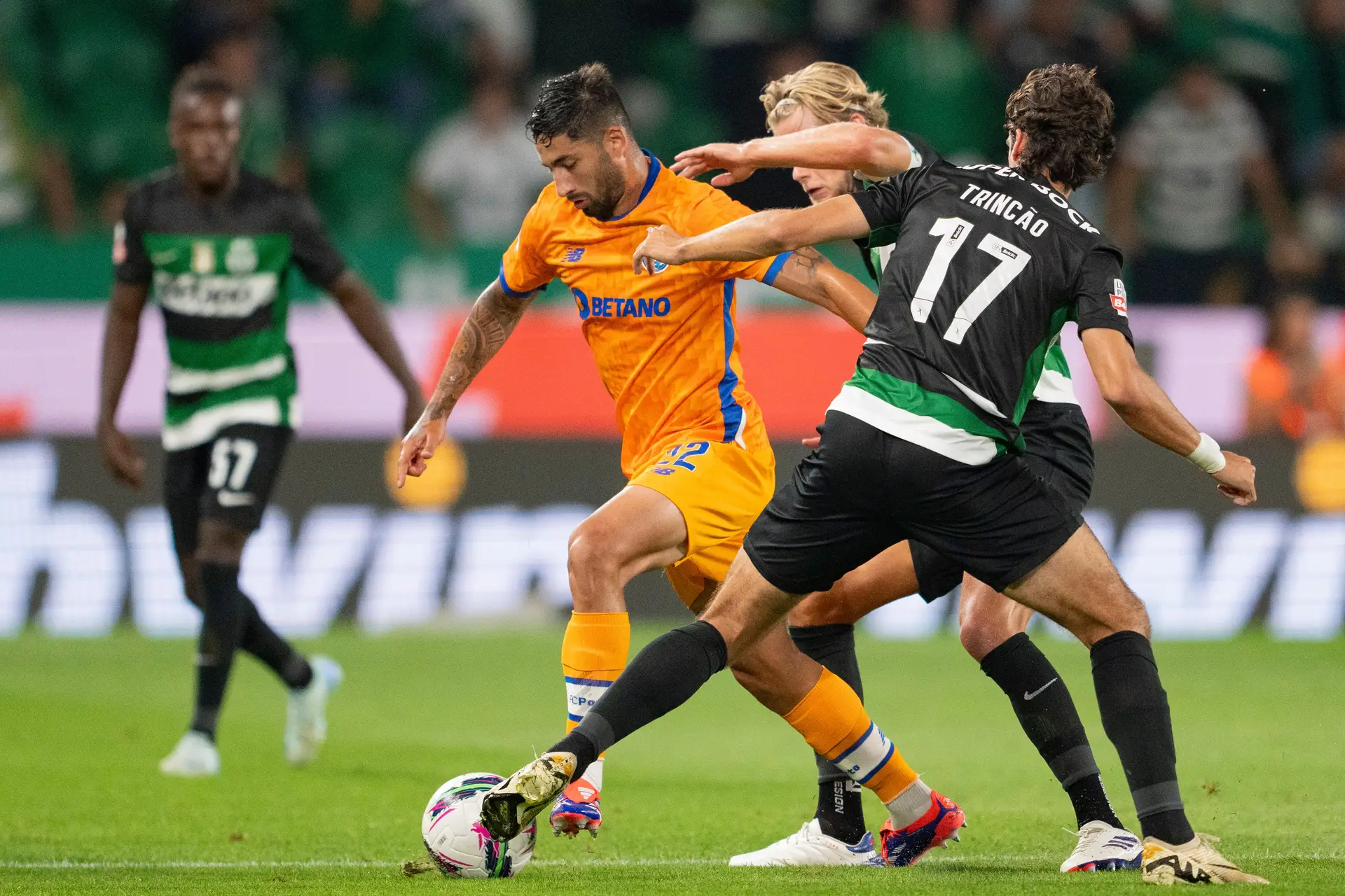Já há data para o primeiro clássico do campeonato 