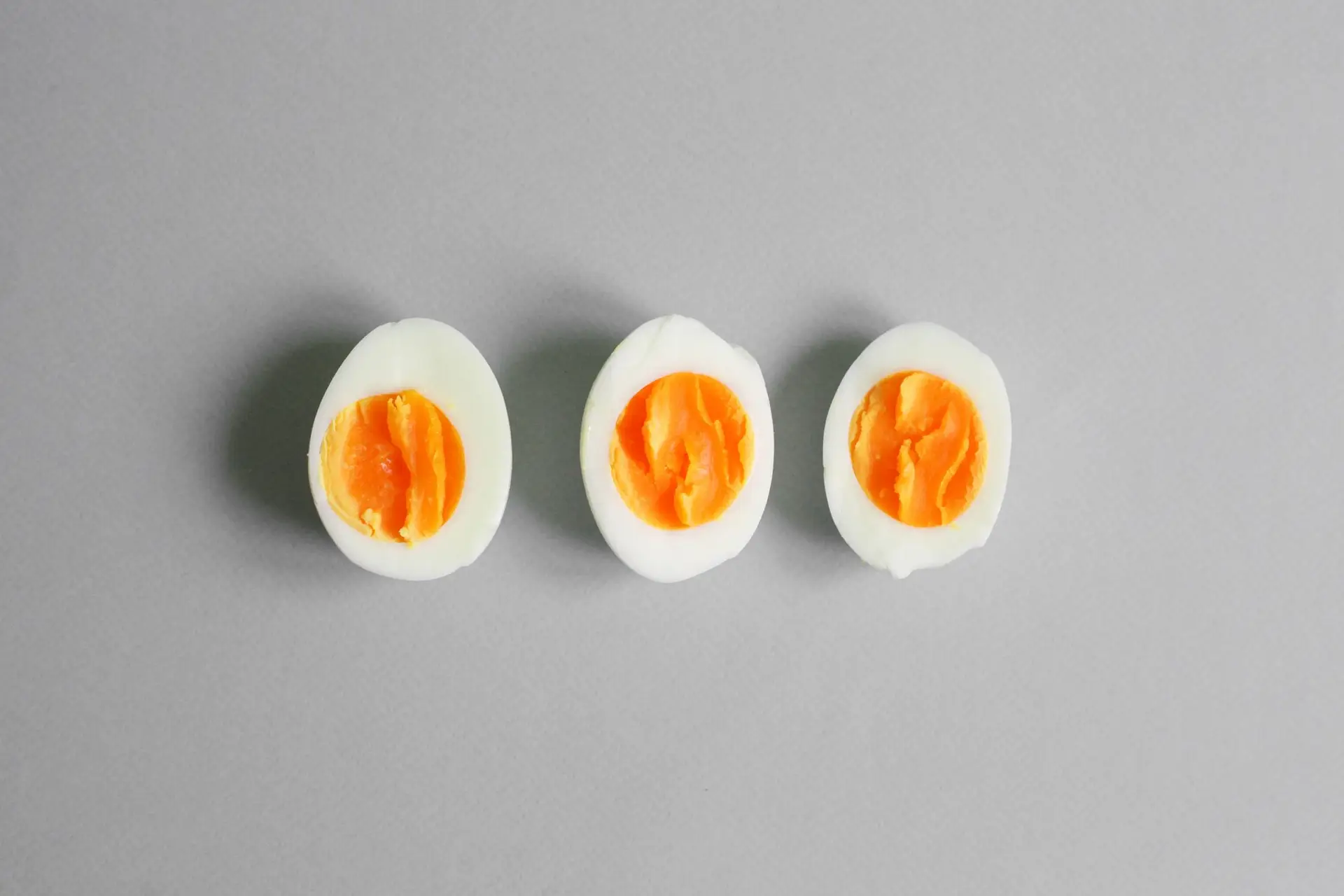 Como fazer um ovo cozido perfeito? Cientistas sugerem nova técnica