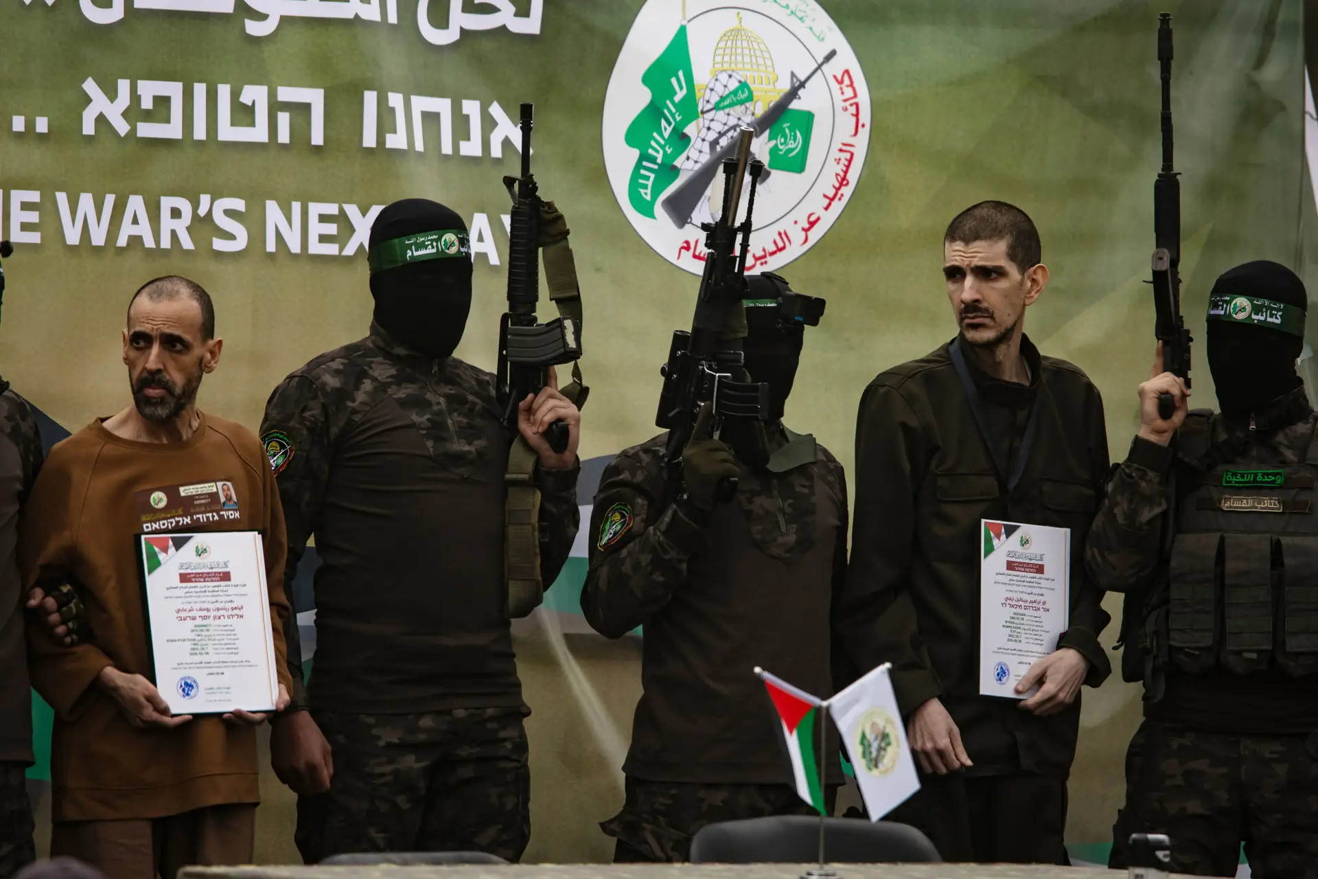 Hamas lanzó un video de dos rehenes de Israel