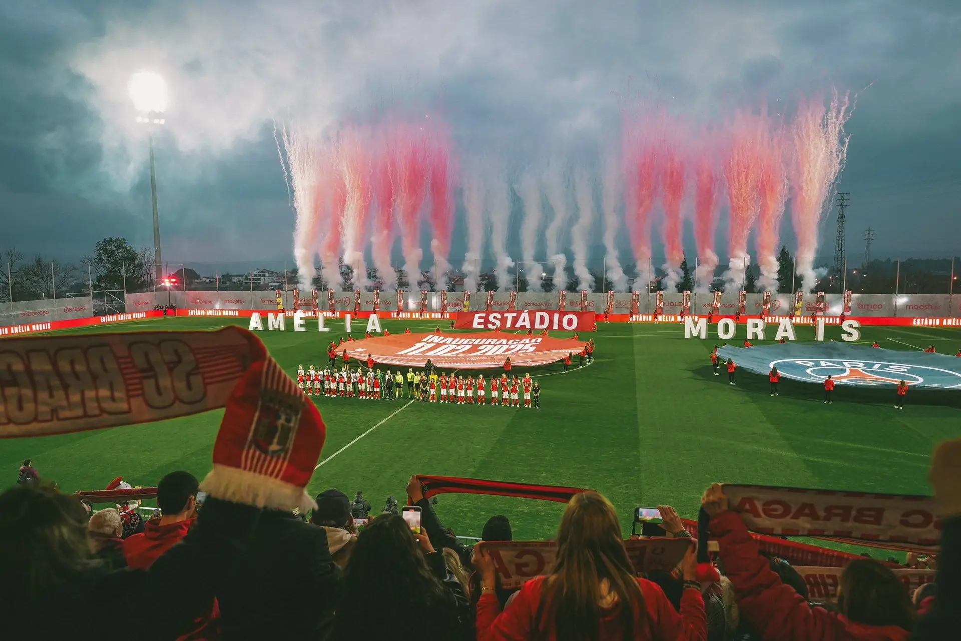 Estádio Amélia Morais.