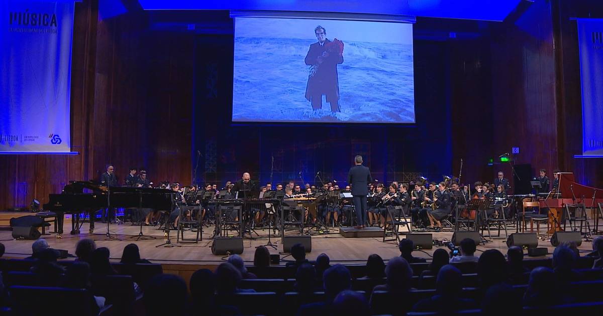 Concerto esgotado na Aula Magna celebrou o centenário do guitarrista Carlos Paredes