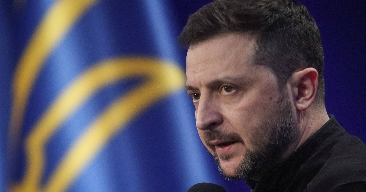 Zelensky admite deixar presidência pela paz na Ucrânia