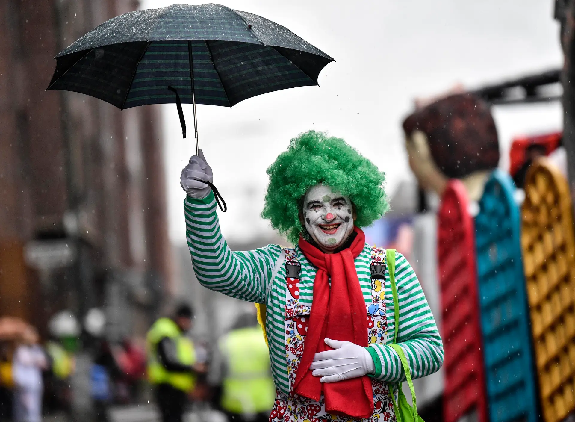 Carnaval com chuva? Vem aí uma depressão mas ainda há esperança para os foliões