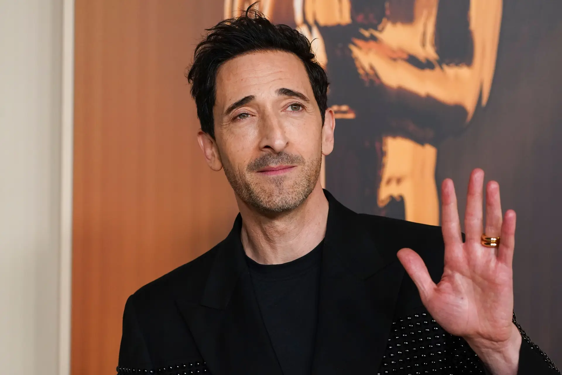 O renascimento de Adrien Brody: pode o segundo Óscar estar a caminho com "O Brutalista"?