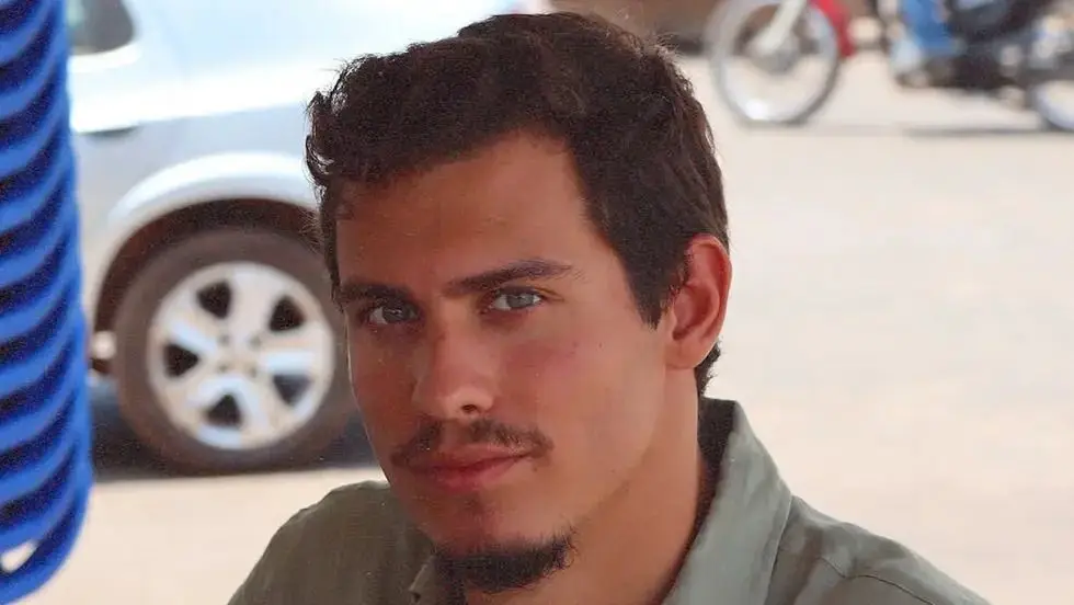 "Estão desesperados": filho de Montenegro desmente Chega sobre empresa que, afinal, é "projeto de faculdade"