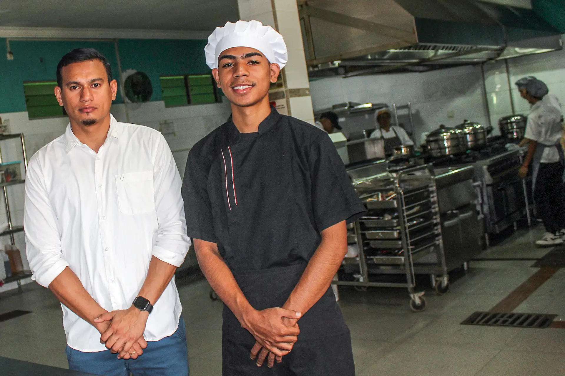 Melqui tem 19 anos, quer ser o melhor chef e levar gastronomia de Timor-Leste ao mundo