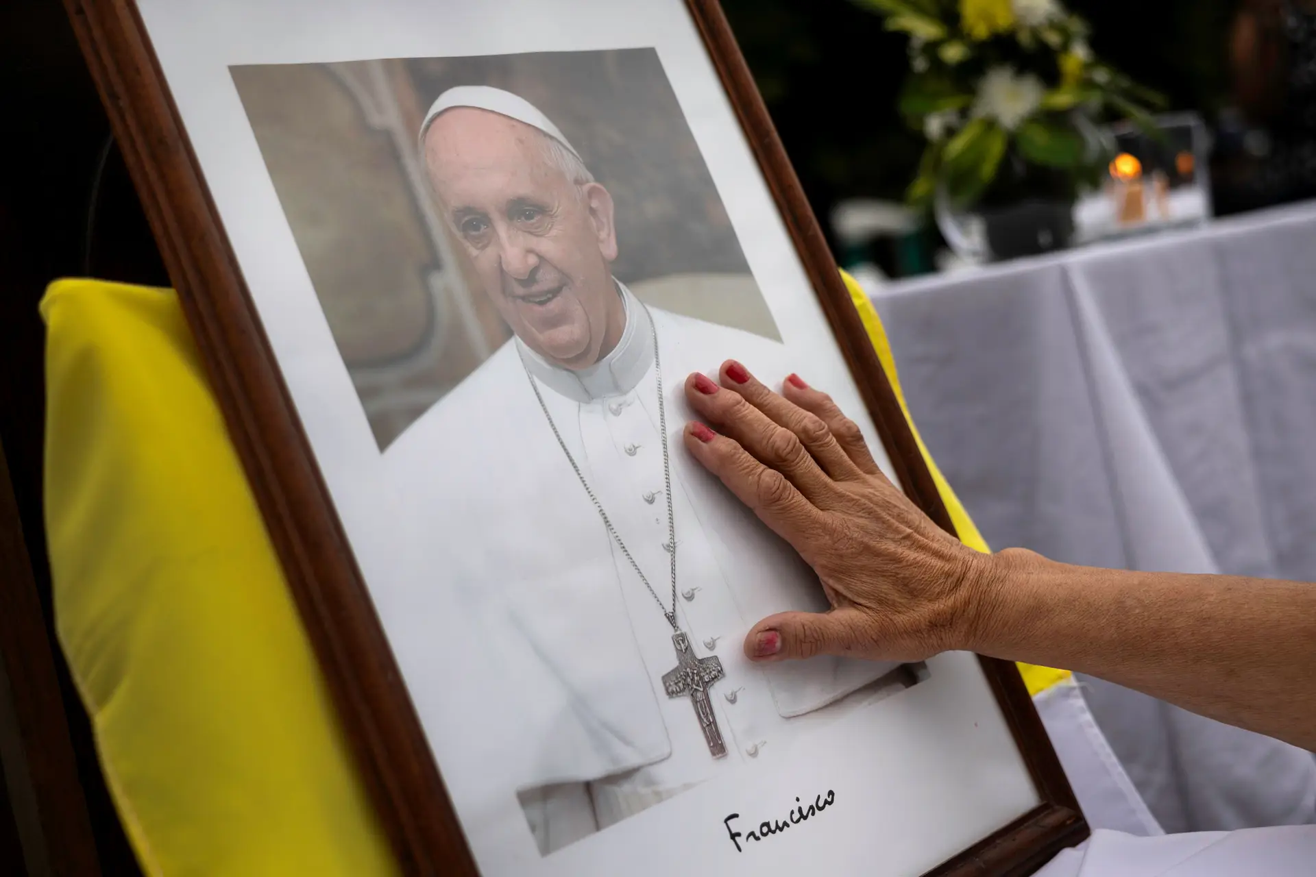 Papa Francisco teve dois novos episódios de "insuficiência respiratória"