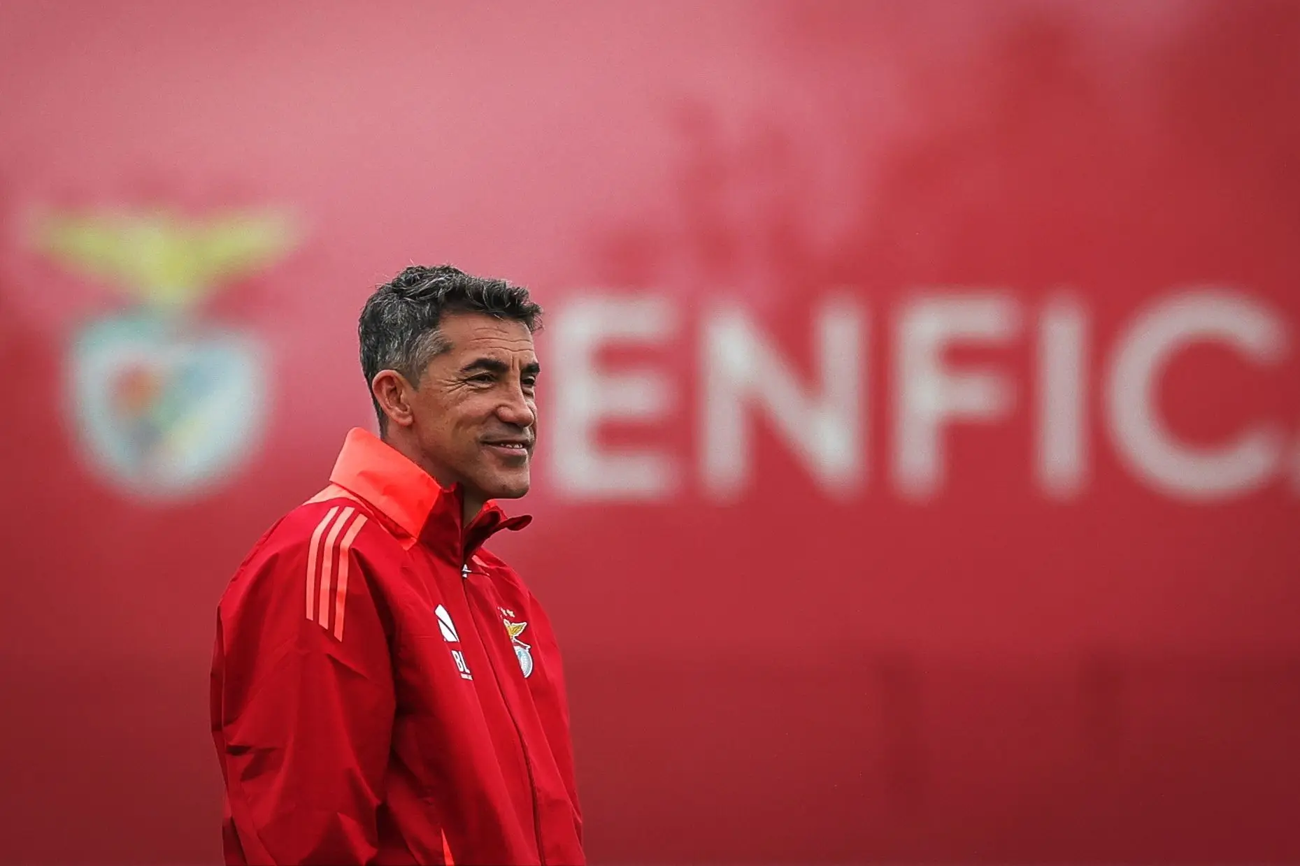 "É, no mínimo, ridículo": Benfica reage a participação disciplinar do Sporting contra Bruno Lage