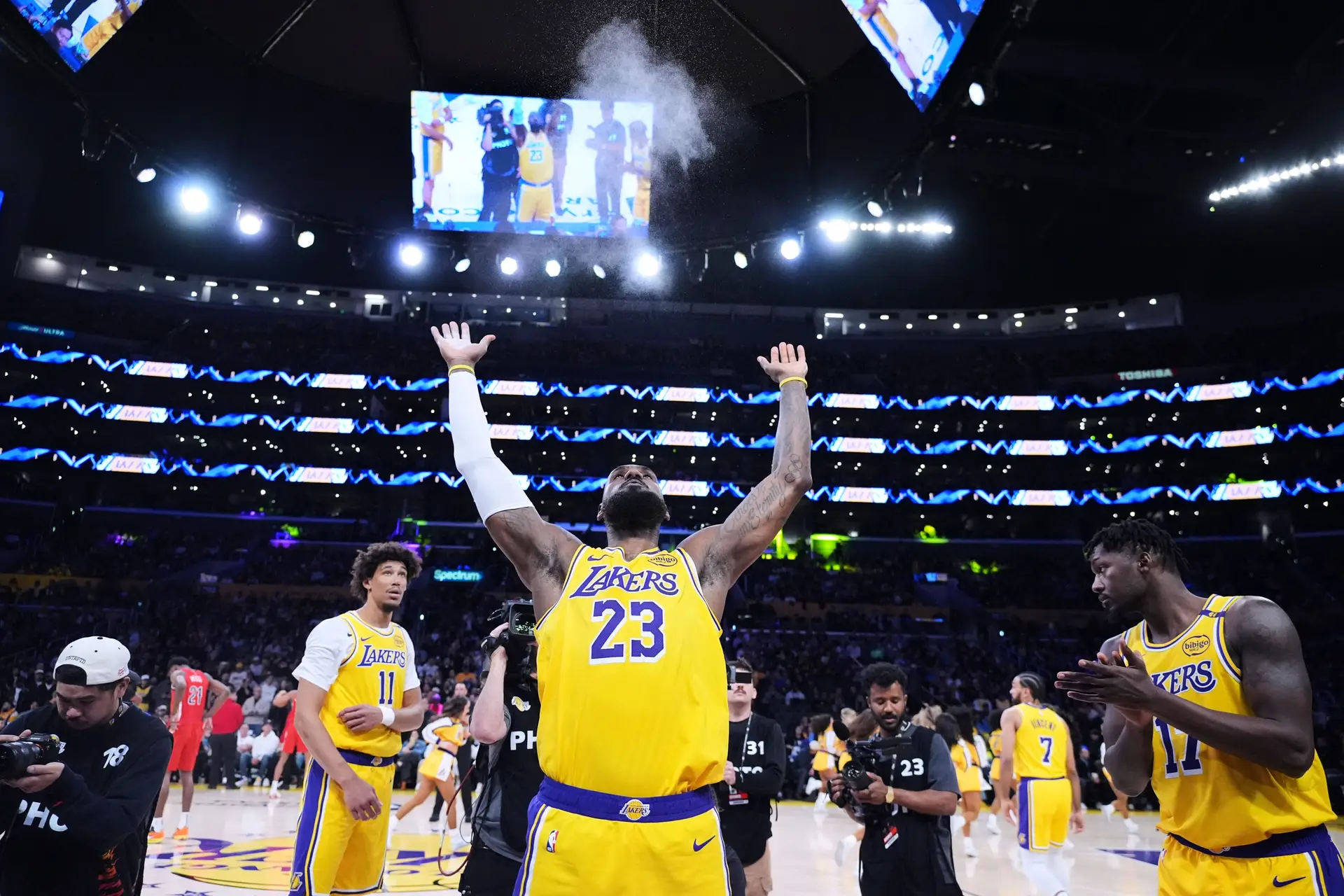 LeBron James é o primeiro jogador da história a marcar 50 mil pontos na NBA