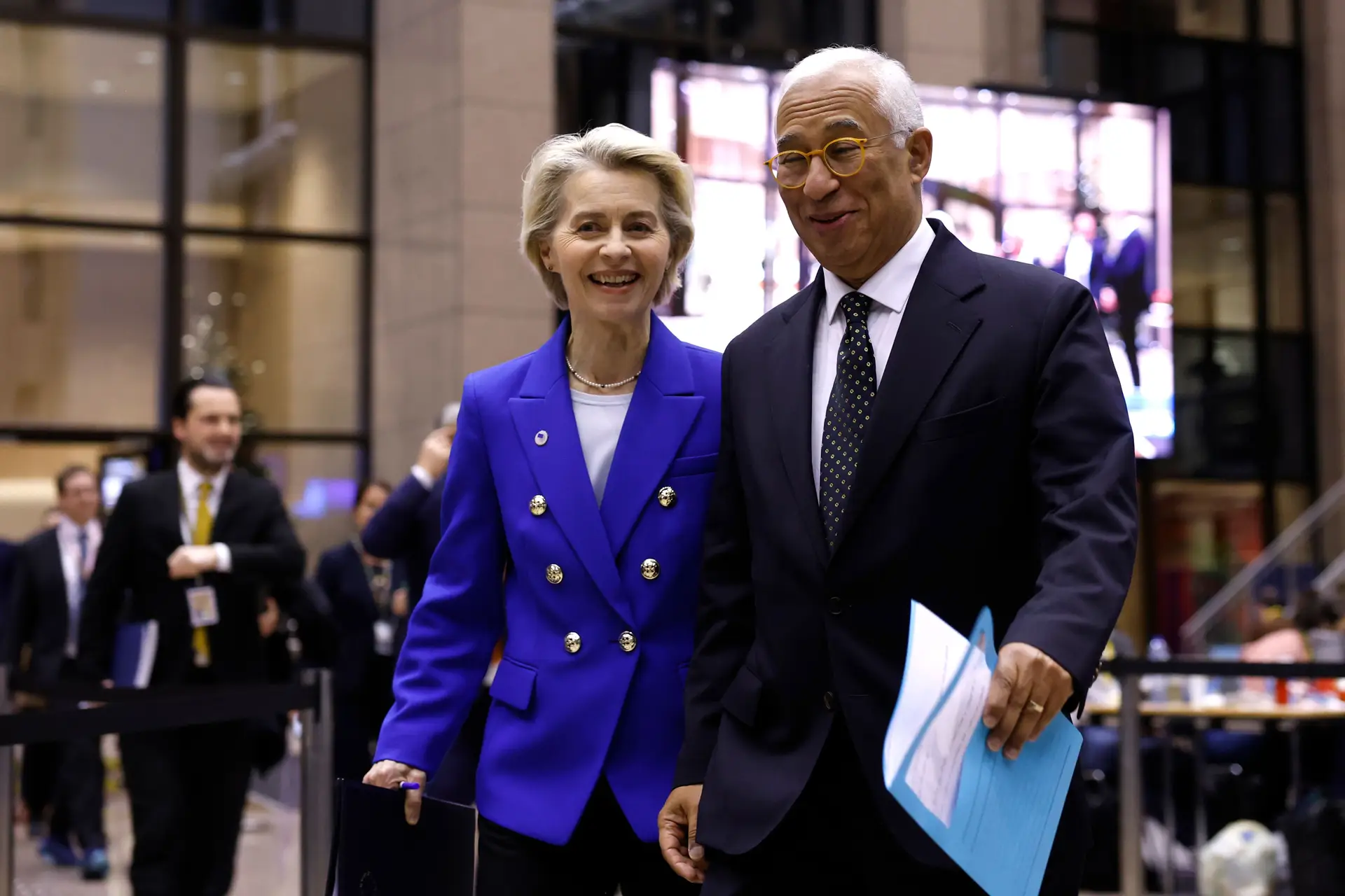 António Costa e Von der Leyen reúnem-se com parceiros europeus esta semana