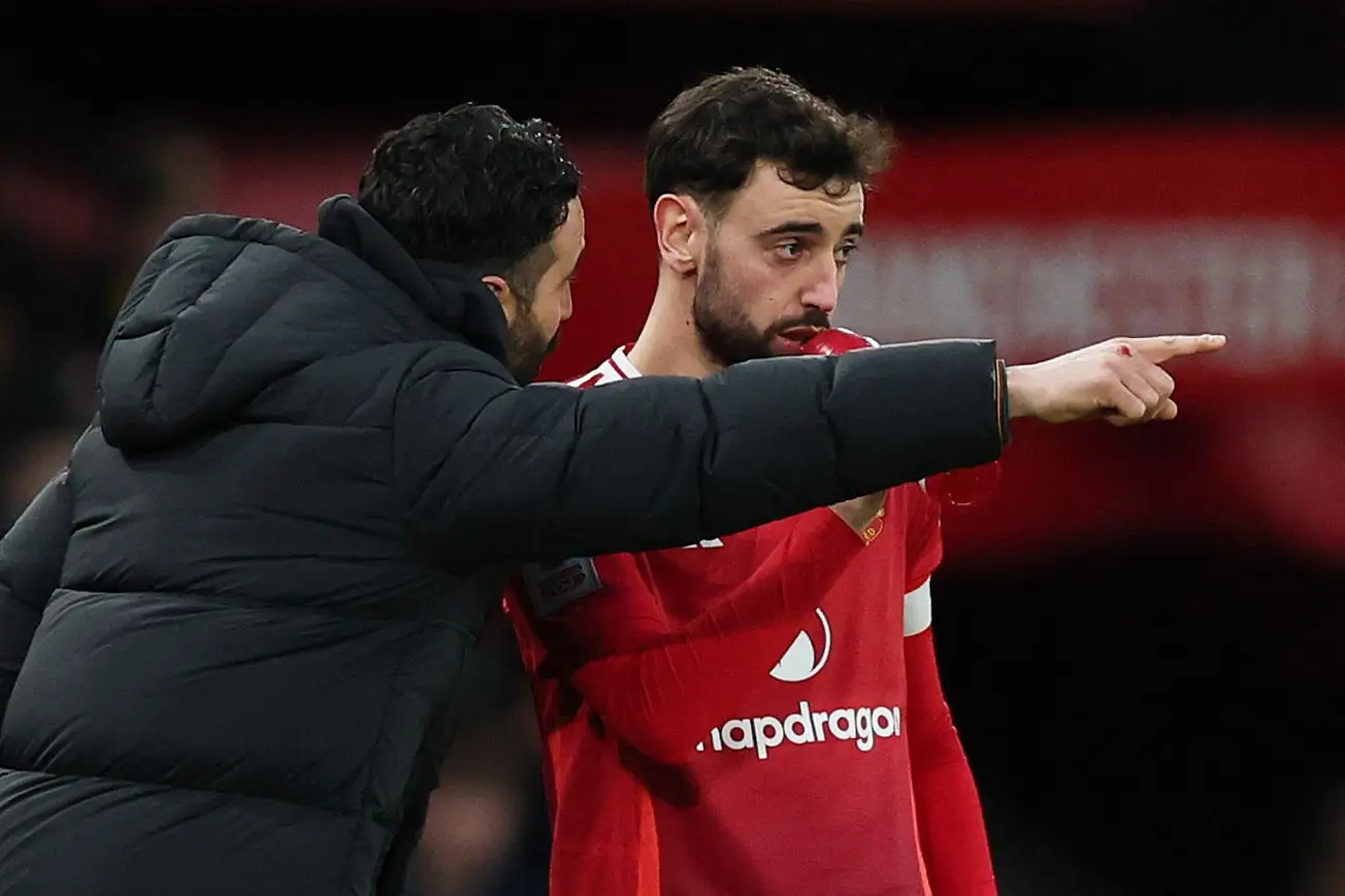 Ruben Amorim acredita que Manchester United precisa “de mais Brunos” 