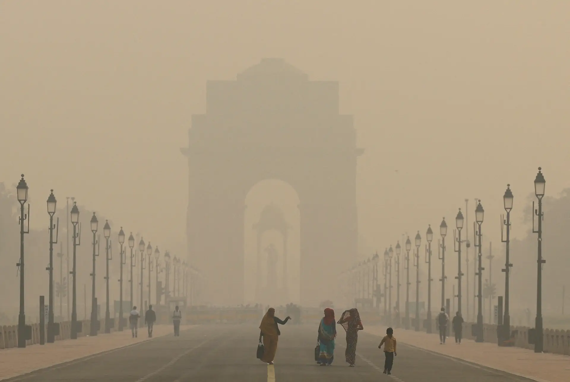 Nova Deli, as cidades indianas lideram os rankings mundiais de poluição atmosférica.