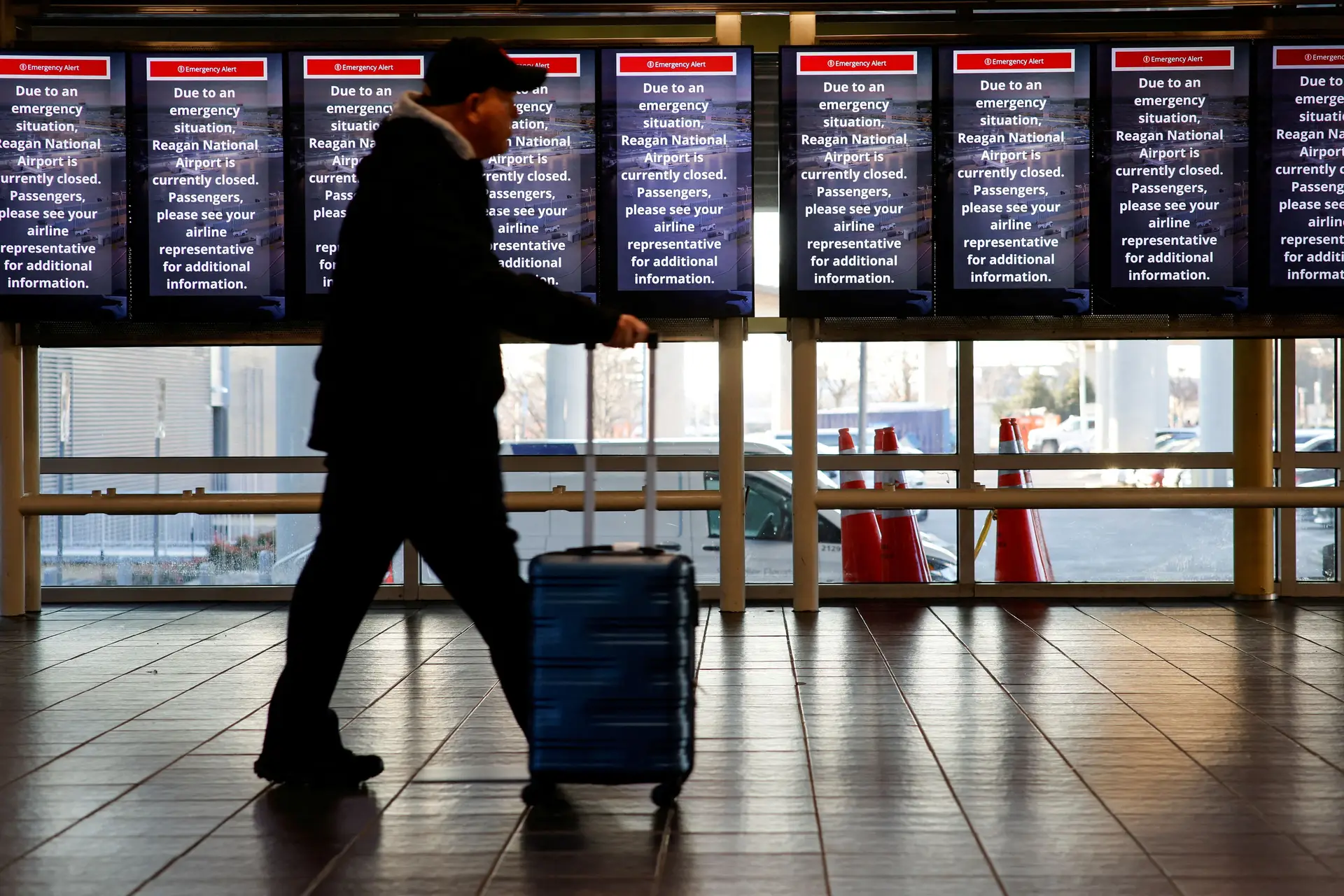 EUA ponderam restringir ou proibir entrada de cidadãos de 43 países