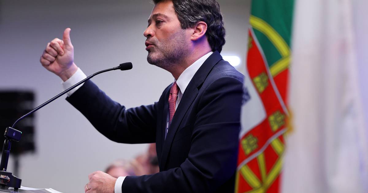 André Ventura pede “uma oportunidade” para governar e promete pacote anticorrupção