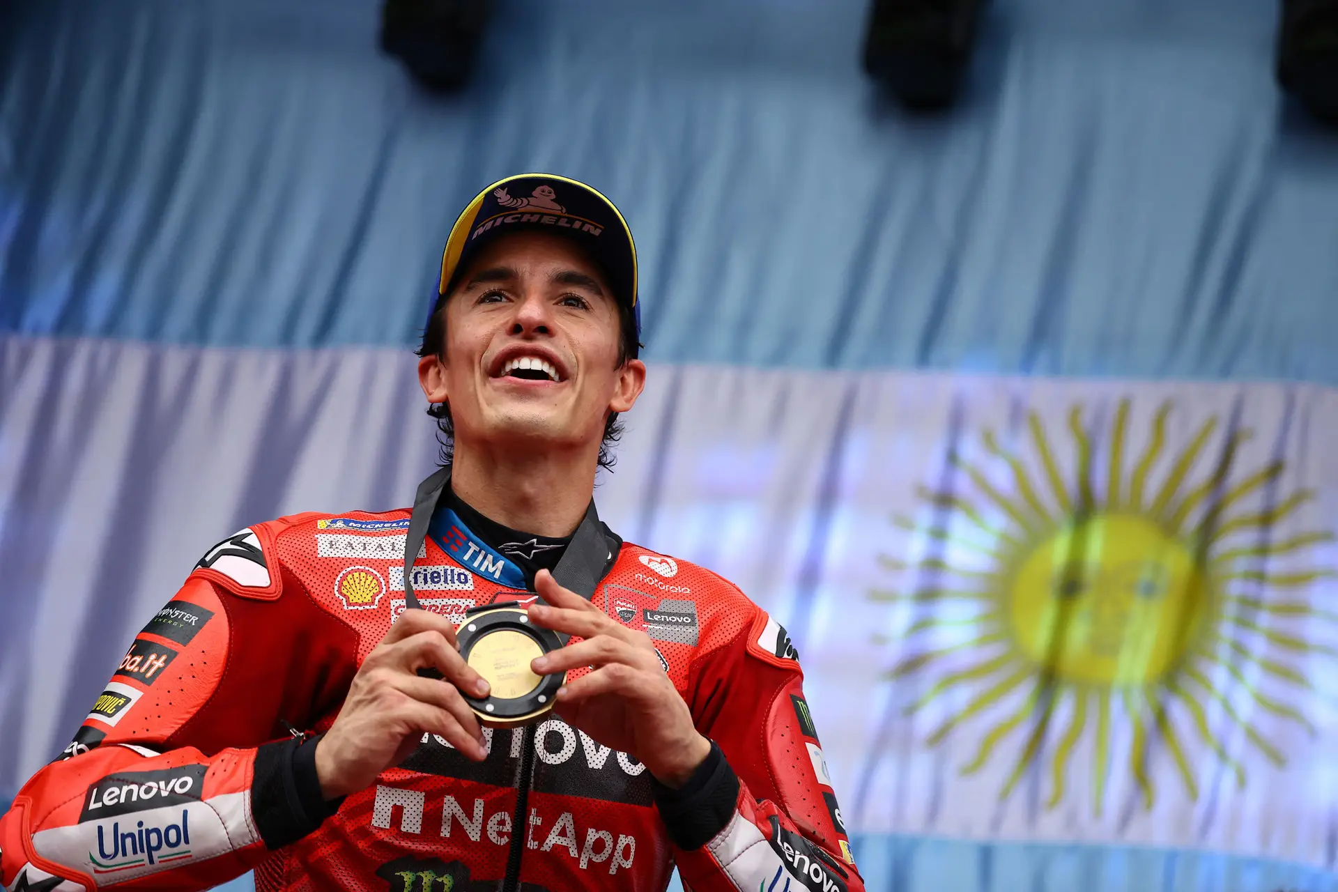 Espanhol Marc Márquez vence GP da Argentina de MotoGP e alarga vantagem no Mundial