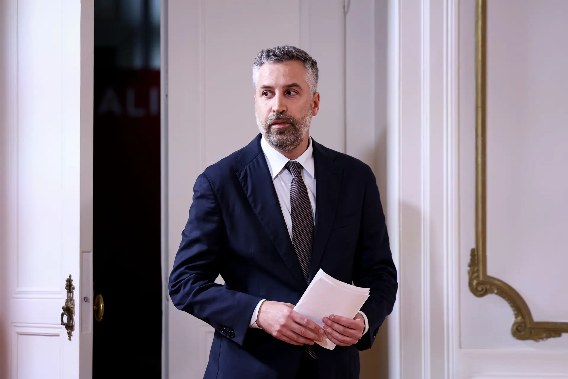 Sondagem Legislativas: PS lidera intenções de voto, mas portugueses preferem Montenegro para primeiro-ministro