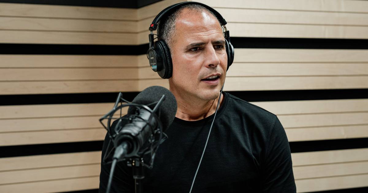 Seis anos depois, 'Mixórdia de Temáticas' de Ricardo Araújo Pereira está de volta à rádio