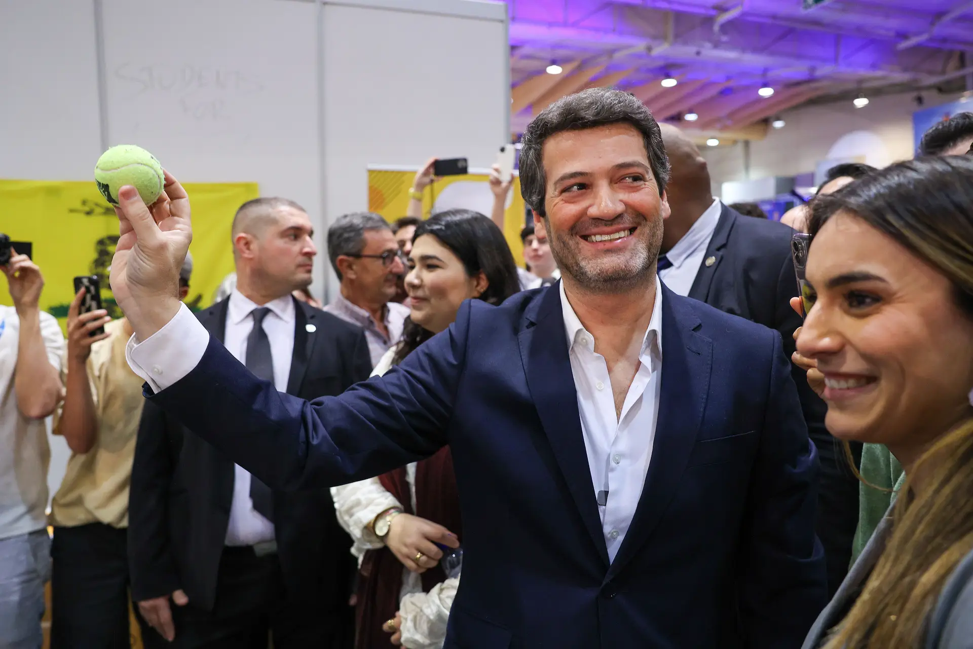 Ventura asegura que la corrupción no se sospeche de candidatos en la lista de legislaturas