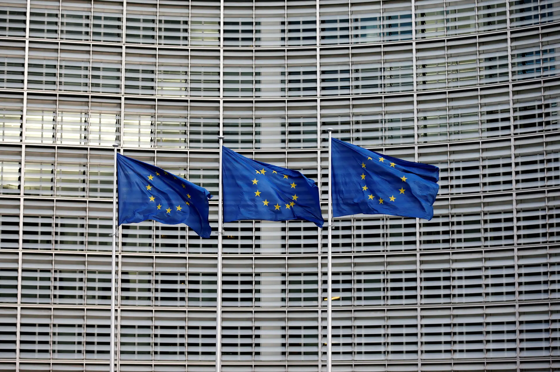 Comissão Europeia desvaloriza anúncio de cessar-fogo de Putin