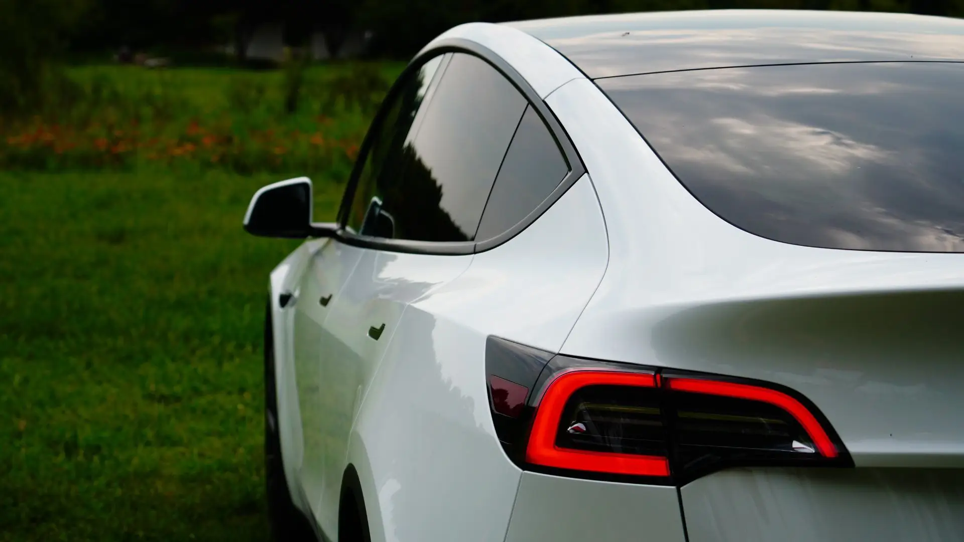 Vendas da Tesla caem 13% no primeiro trimestre de 2025, é a maior queda da história da empresa