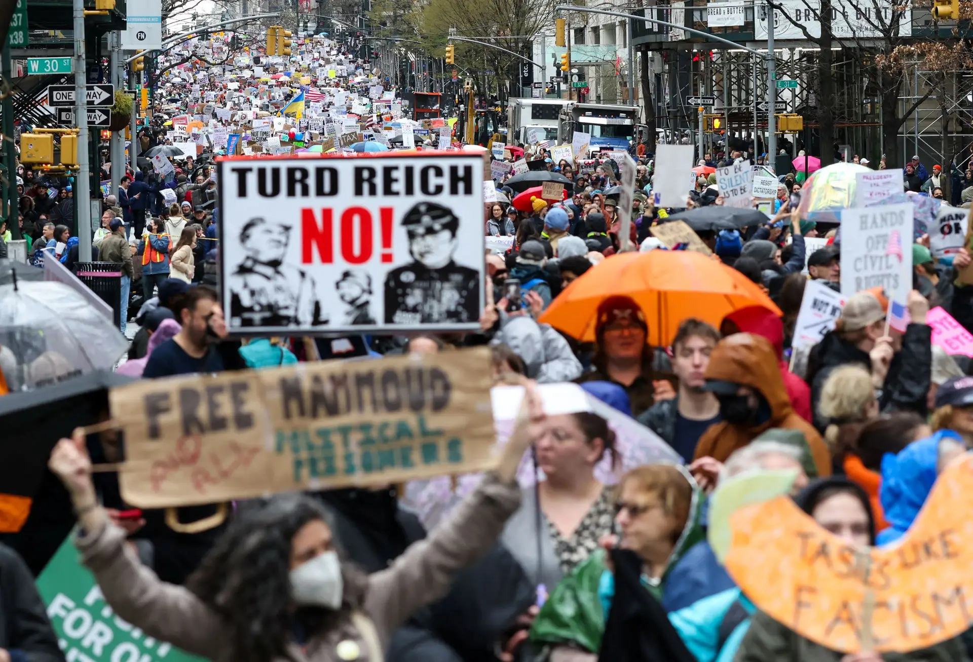 Protestos anti-Trump aconteceram em todos os estados dos EUA