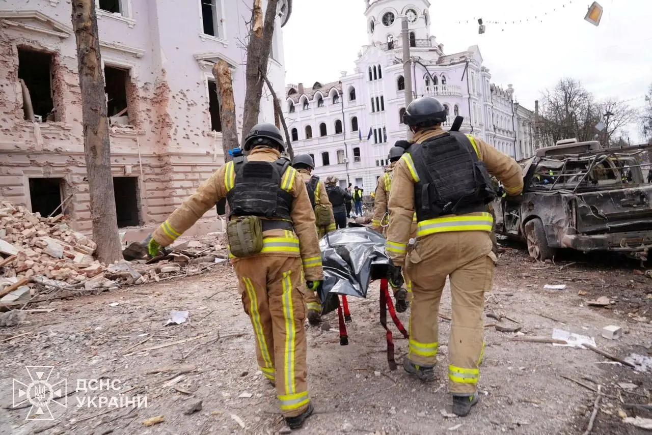 Ataque com mísseis russos em Sumy fez 34 mortos e 119 feridos