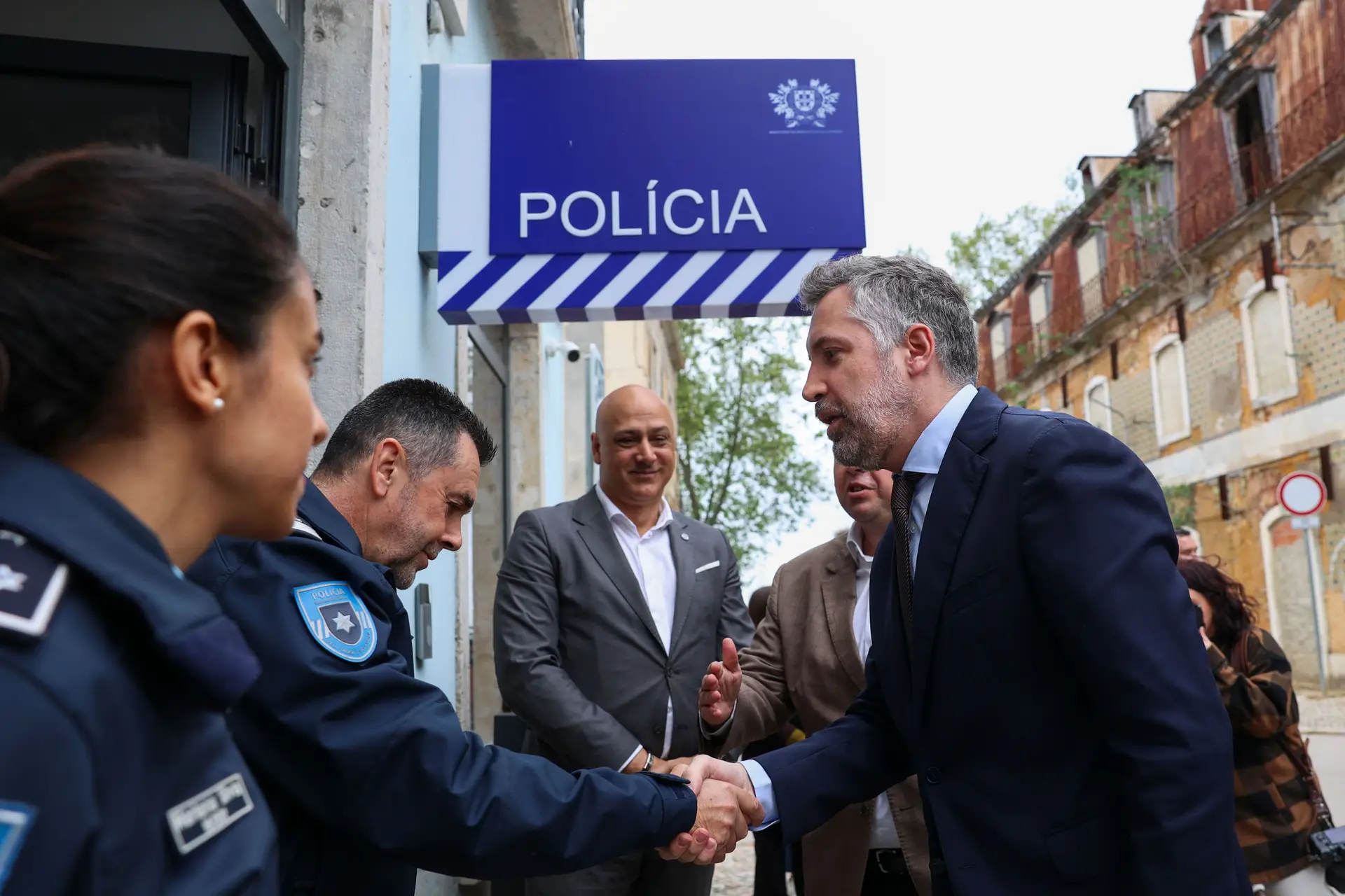 Pedro Nuno Santos visita esquadra da PSP no Barreiro