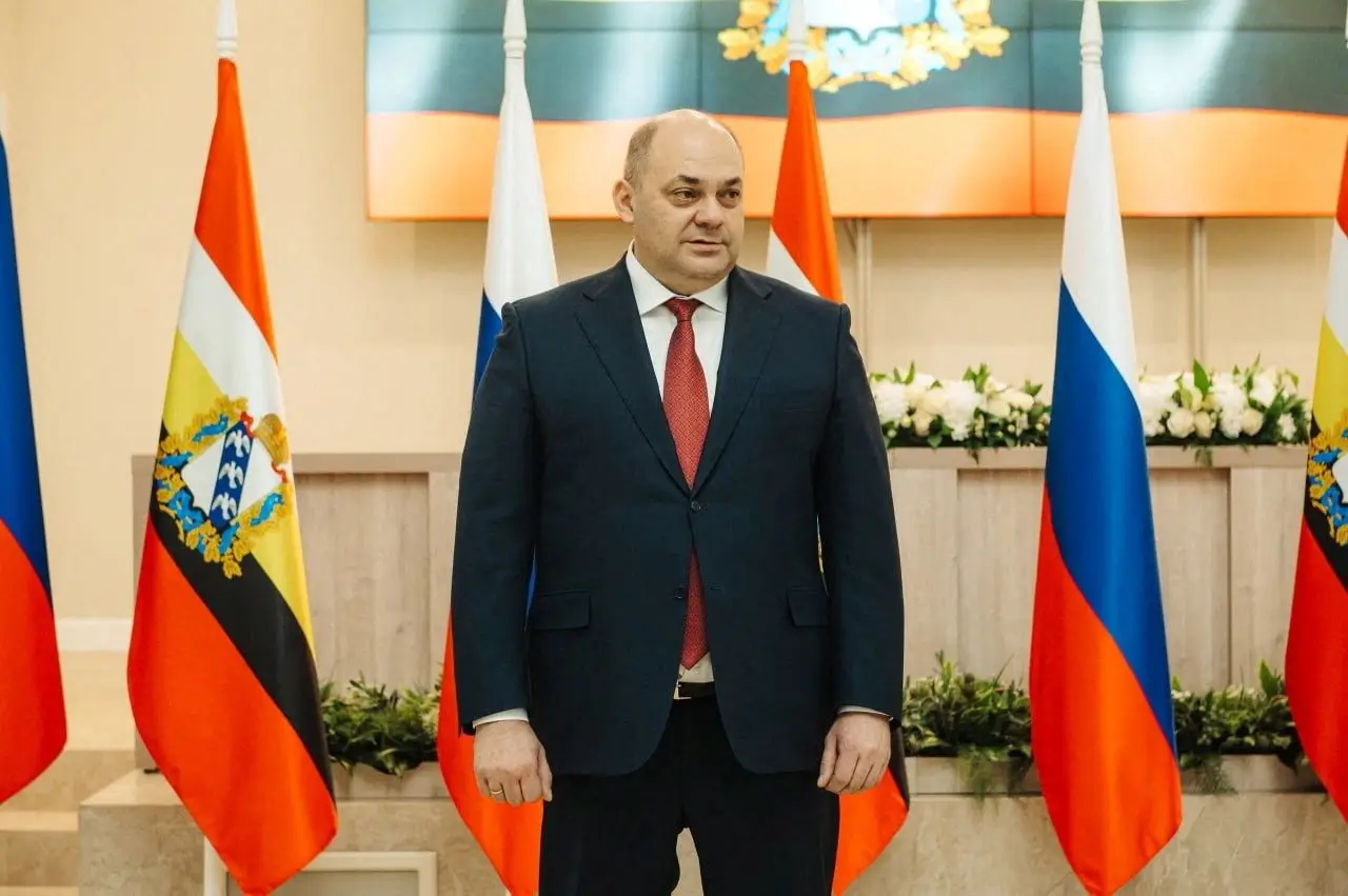 El ex gobernador de la región de Kursk, Rusia, ha detenido la custodia por hacer trampa