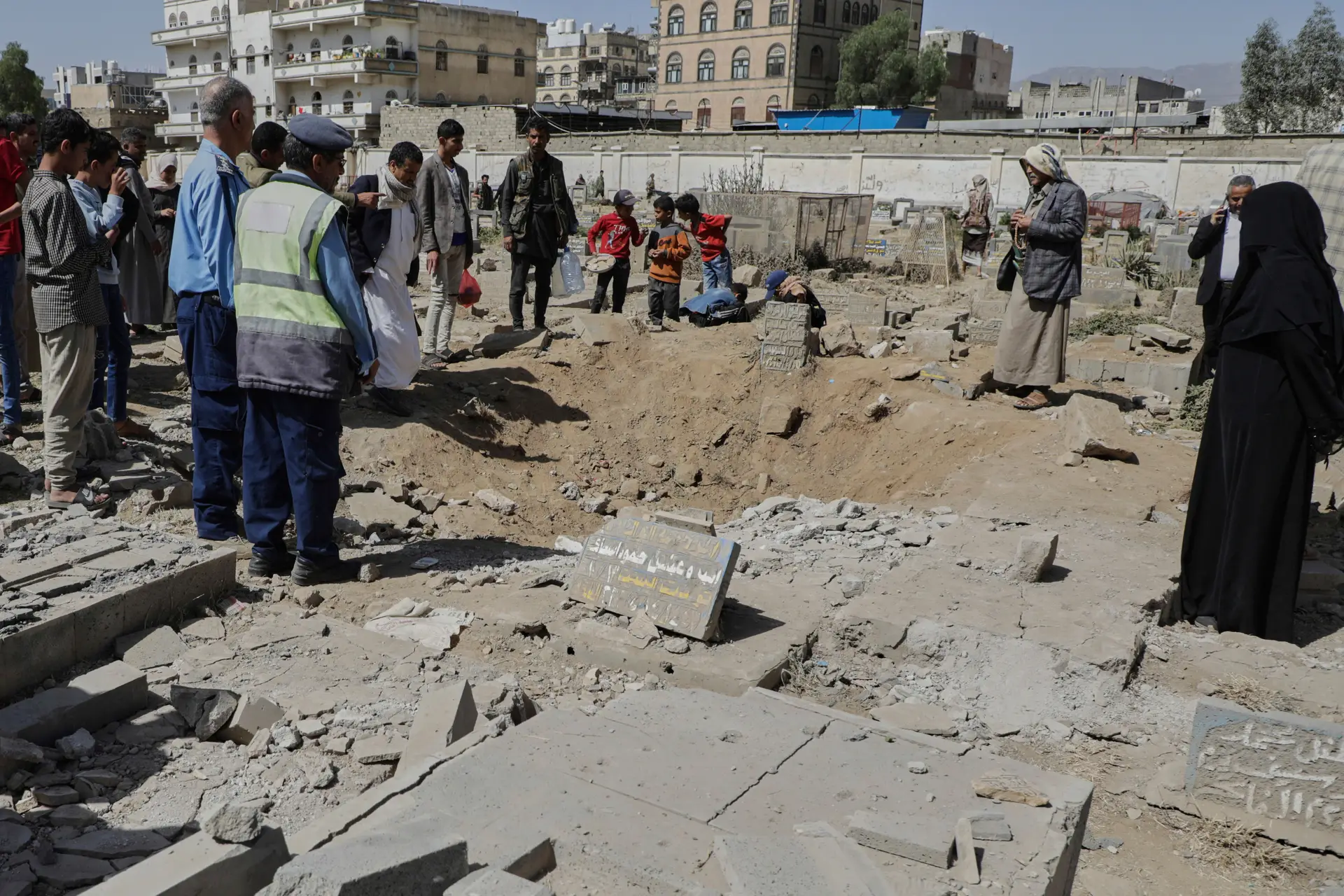 12 personas fueron asesinadas y 30 resultaron heridas en el ataque con bomba de los Estados Unidos en la capital de Yemen