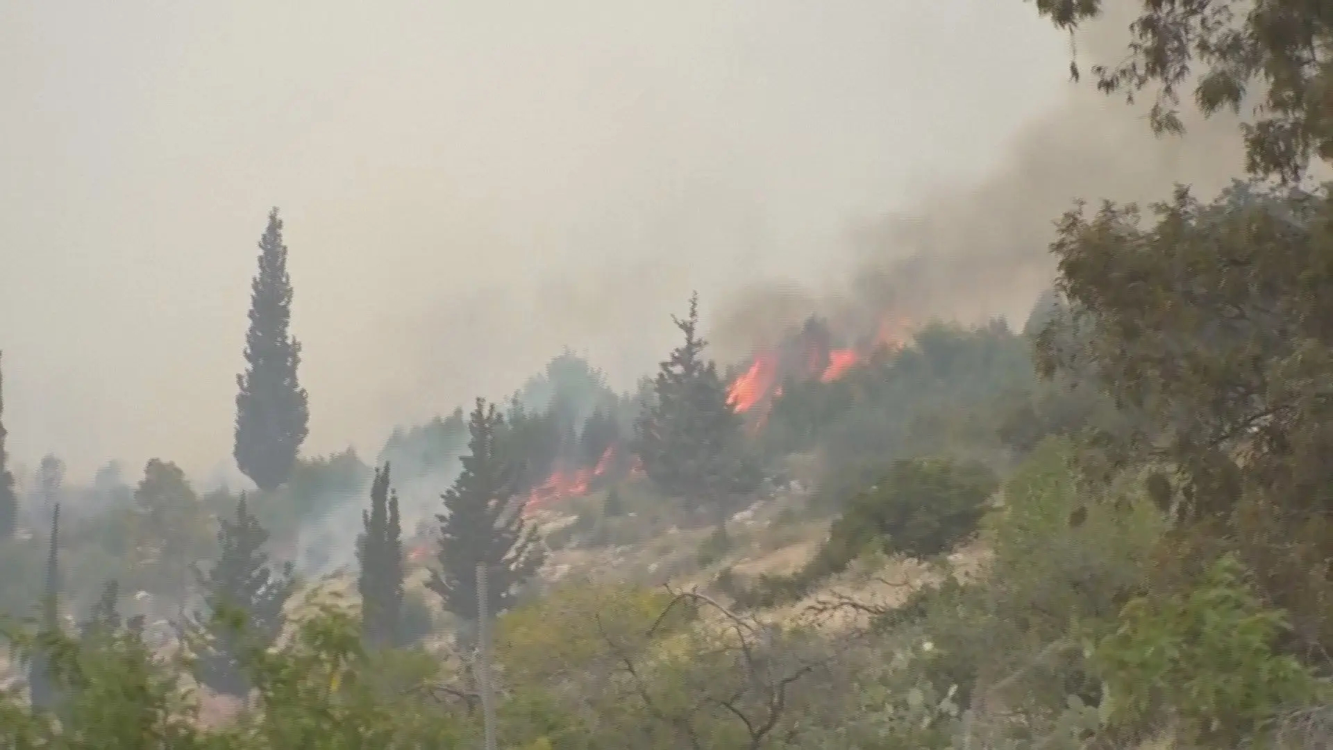 Uncontrolled fire near Jerusalem