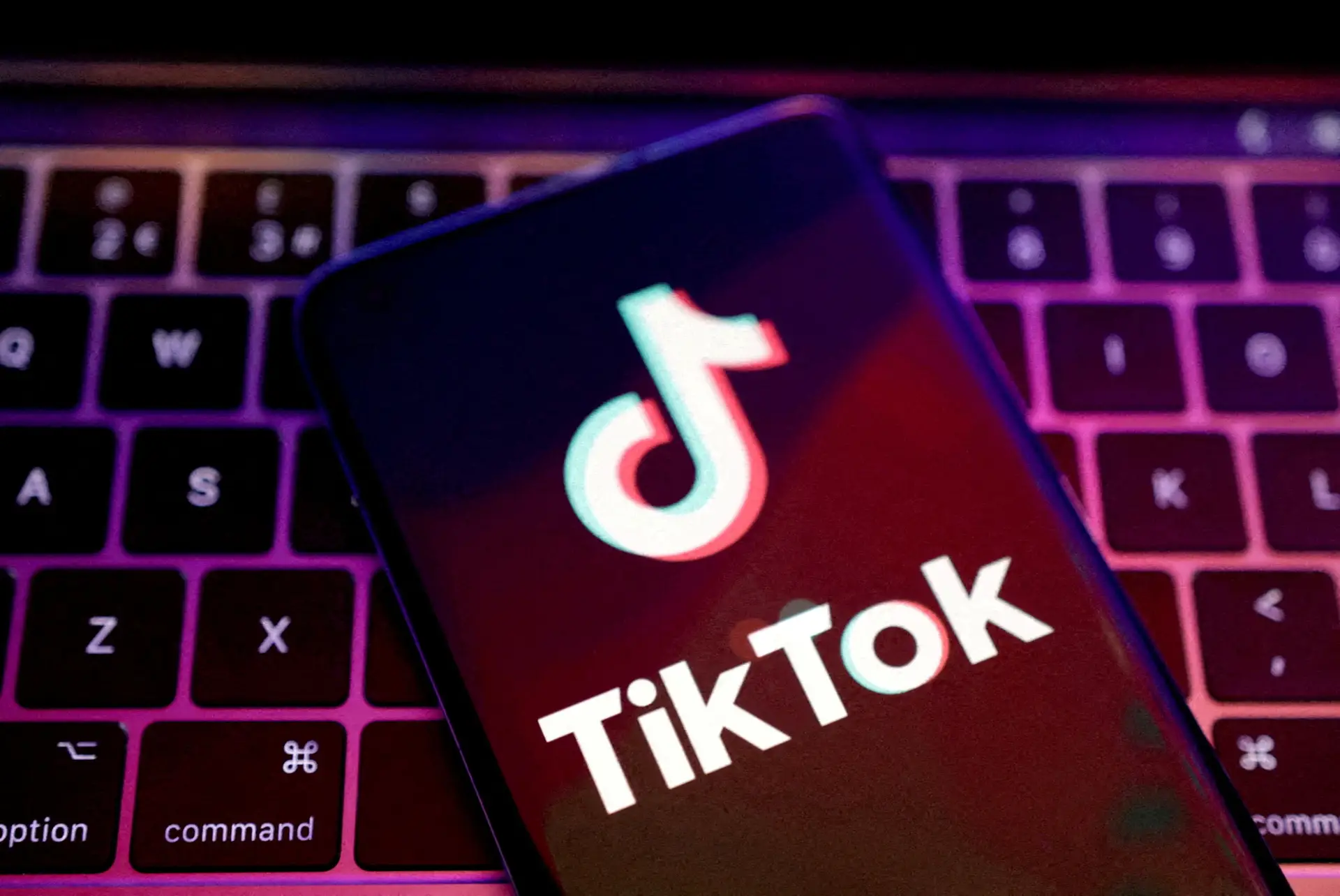 TikTok remove mais de meio milhão de conteúdos por promover a perda de peso