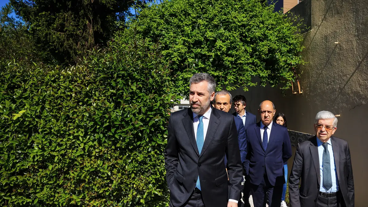 Pedro Nuno Santos participa em reunião na sede da Rede Europeia Anti-Pobreza