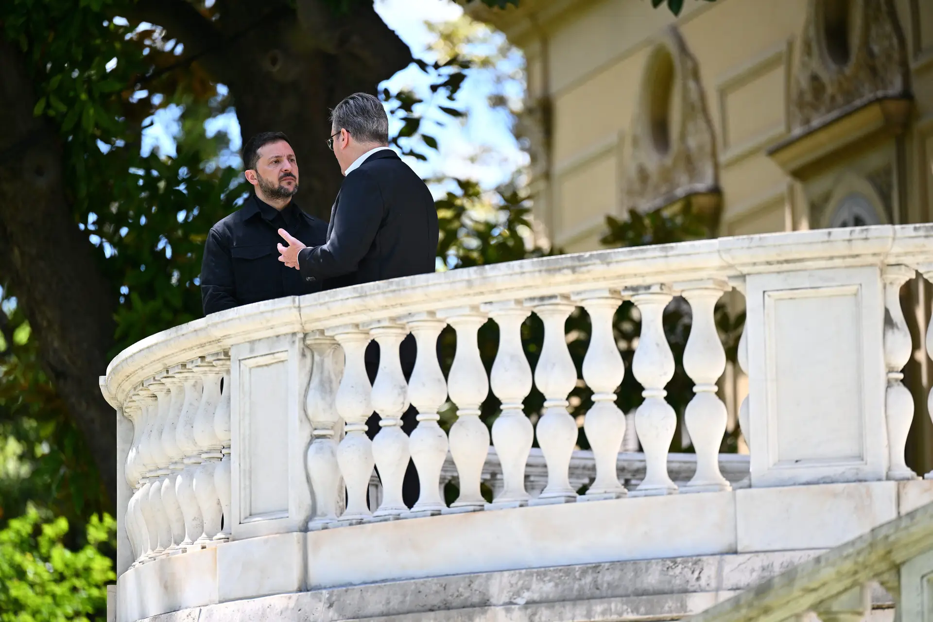 Primeiro-ministro britânico e Zelensky discutiram "progresso" para a paz na Ucrânia