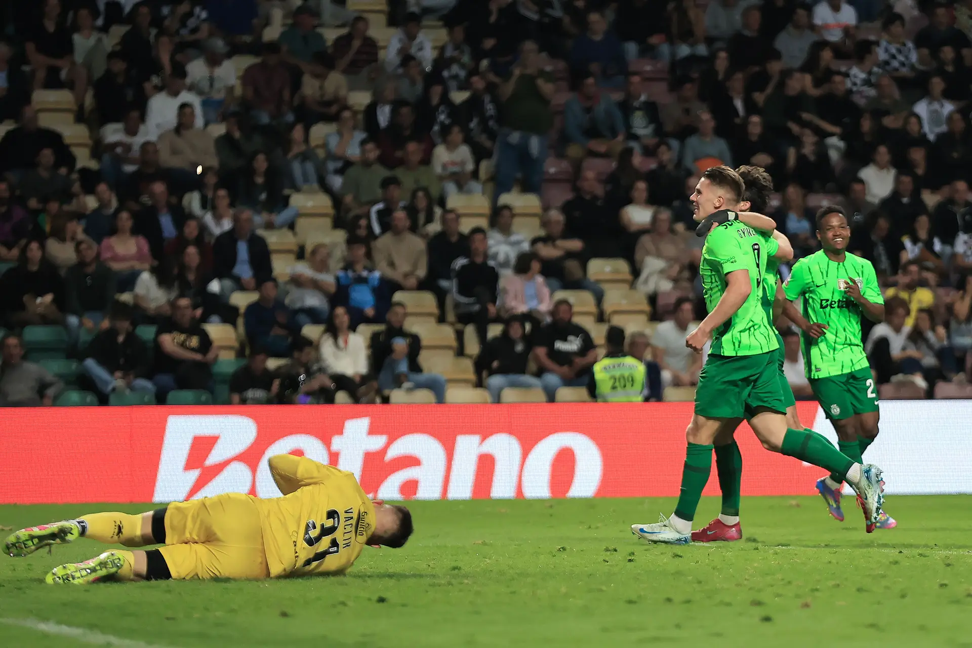 À boleia de Gyökeres, Sporting goleia Boavista e volta a assumir liderança do campeonato