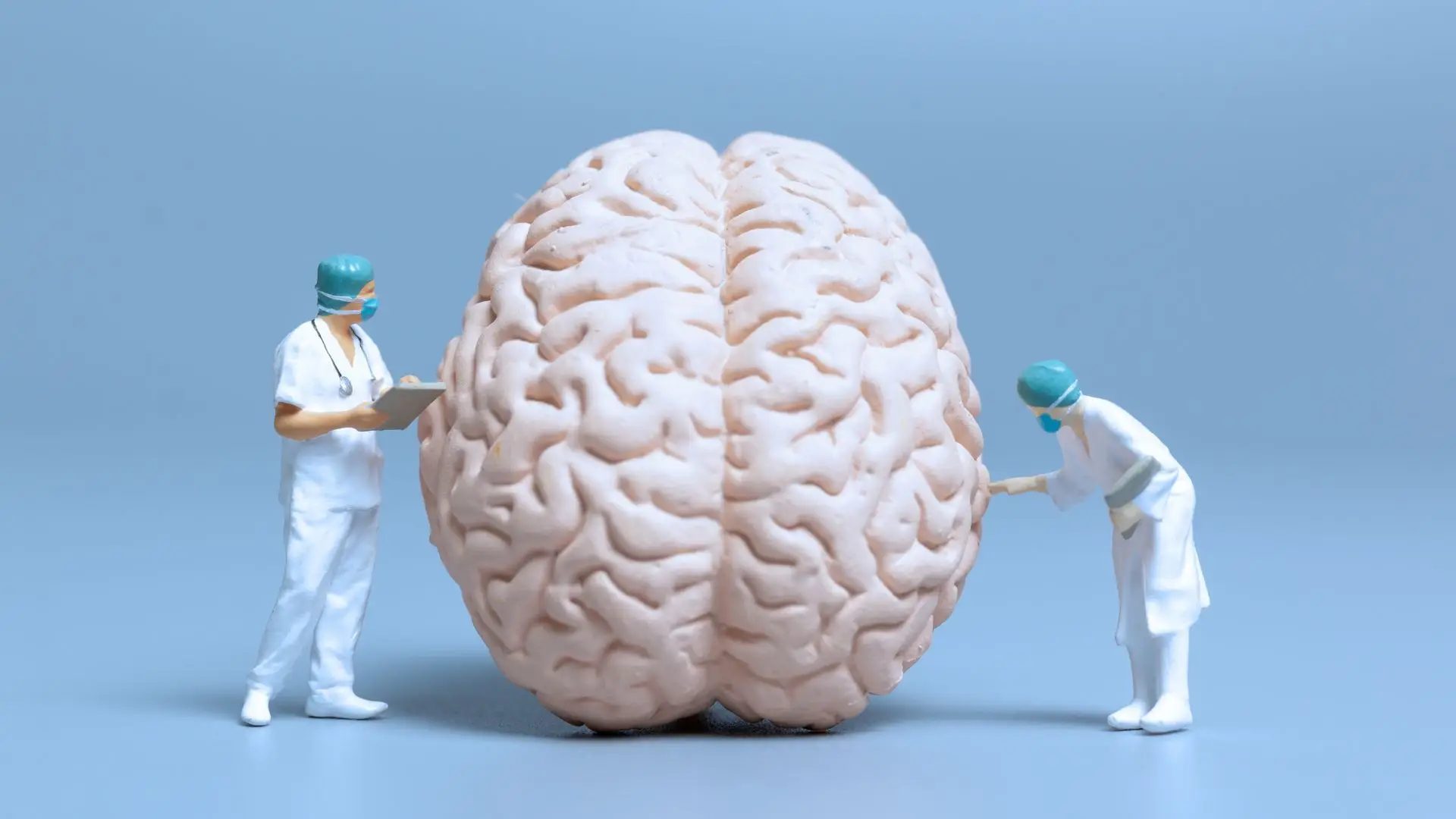 The lost keys, the exchange of names, and where it parked the car: Is it tired, a sign of distracting or dementia?