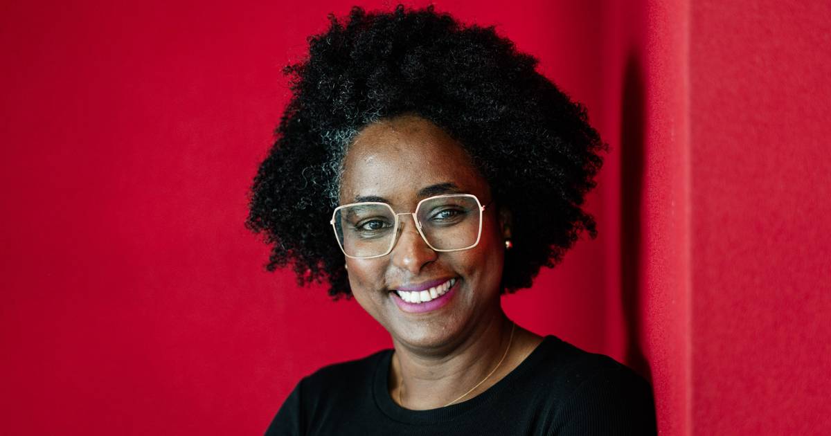 Aua Baldé: “O meu pai sempre me disse, desde muito nova: o teu marido é o teu diploma. Portanto, tinha mesmo de ir para a universidade”