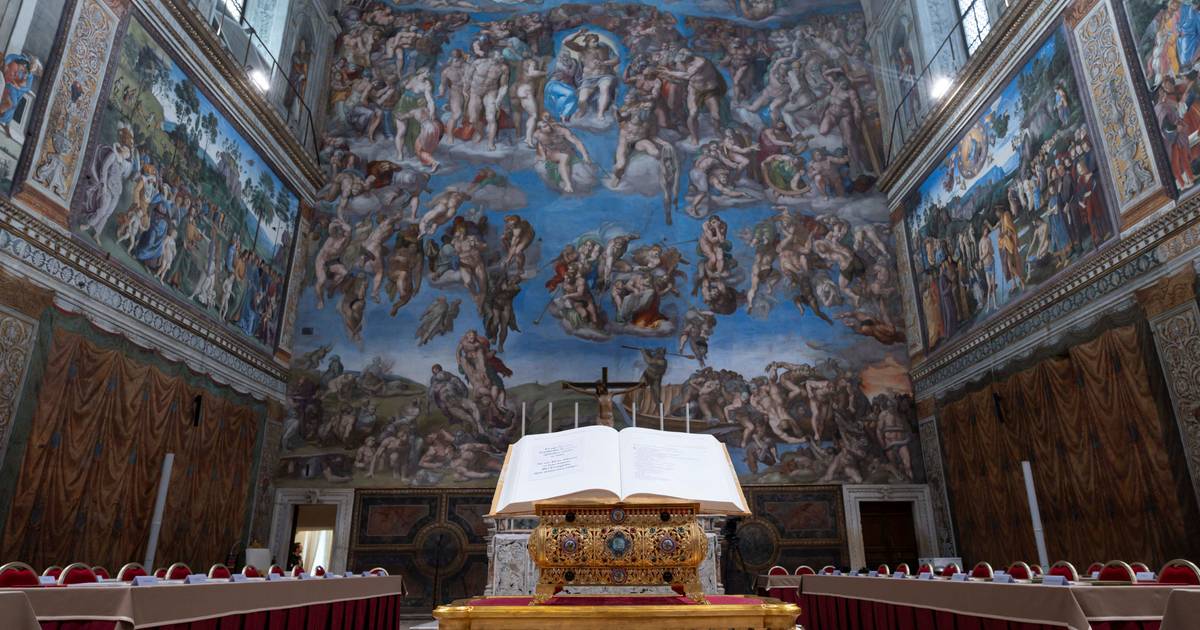 Conclave: cardeais iniciam votação de sucessor de Francisco