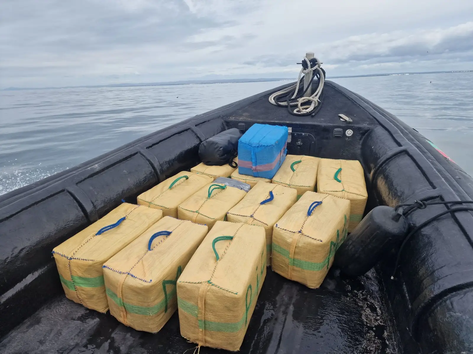 Polícia Marítima apreende mais de 20 fardos de droga no rio Guadiana
